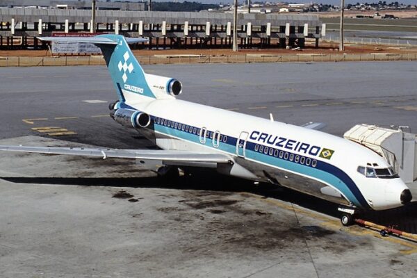 PP-CJI / Boeing 727-100 / Cruzeiro