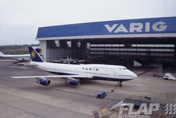 PP-VNI / 747-300 / Varig