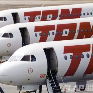 PT-MRJ / Fokker 100 / TAM