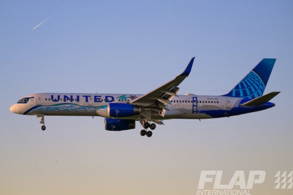 N14106 / 757-200 / United