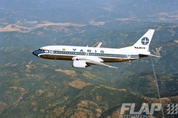 PP-VNX / 737-300 / Varig