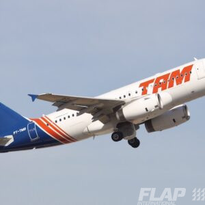 PT-TMD / A319 / TAM