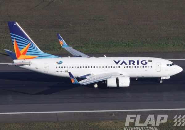 PR-VBY / 737-700 / Varig