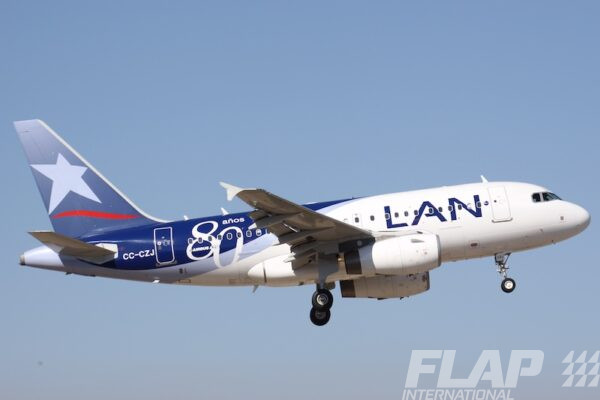 CC-CZJ / A318 / LAN