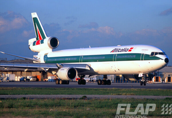 I-DUPD / MD-11 / ALITALIA