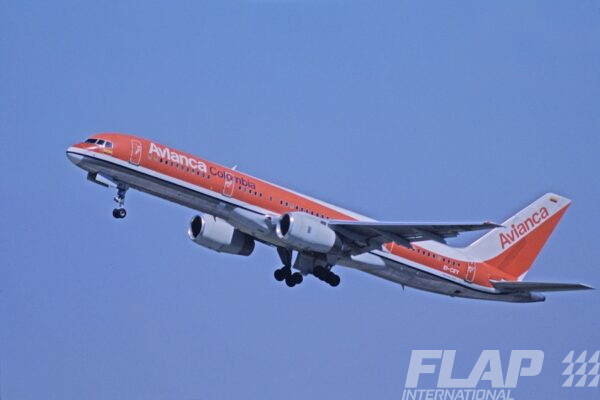 EI-CEY / 757-200 / Avianca Colombia