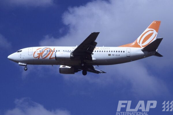PR-GLE / 737-300 / GOL